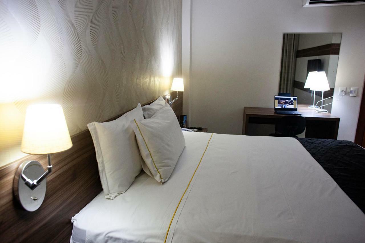 Hotel D'Luca Cuiabá Esterno foto